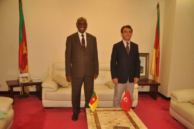 Henri EYEBE AYISSI et S.E. Volkan Isikçi nouvel Ambassadeur de Turquie au Cameroun